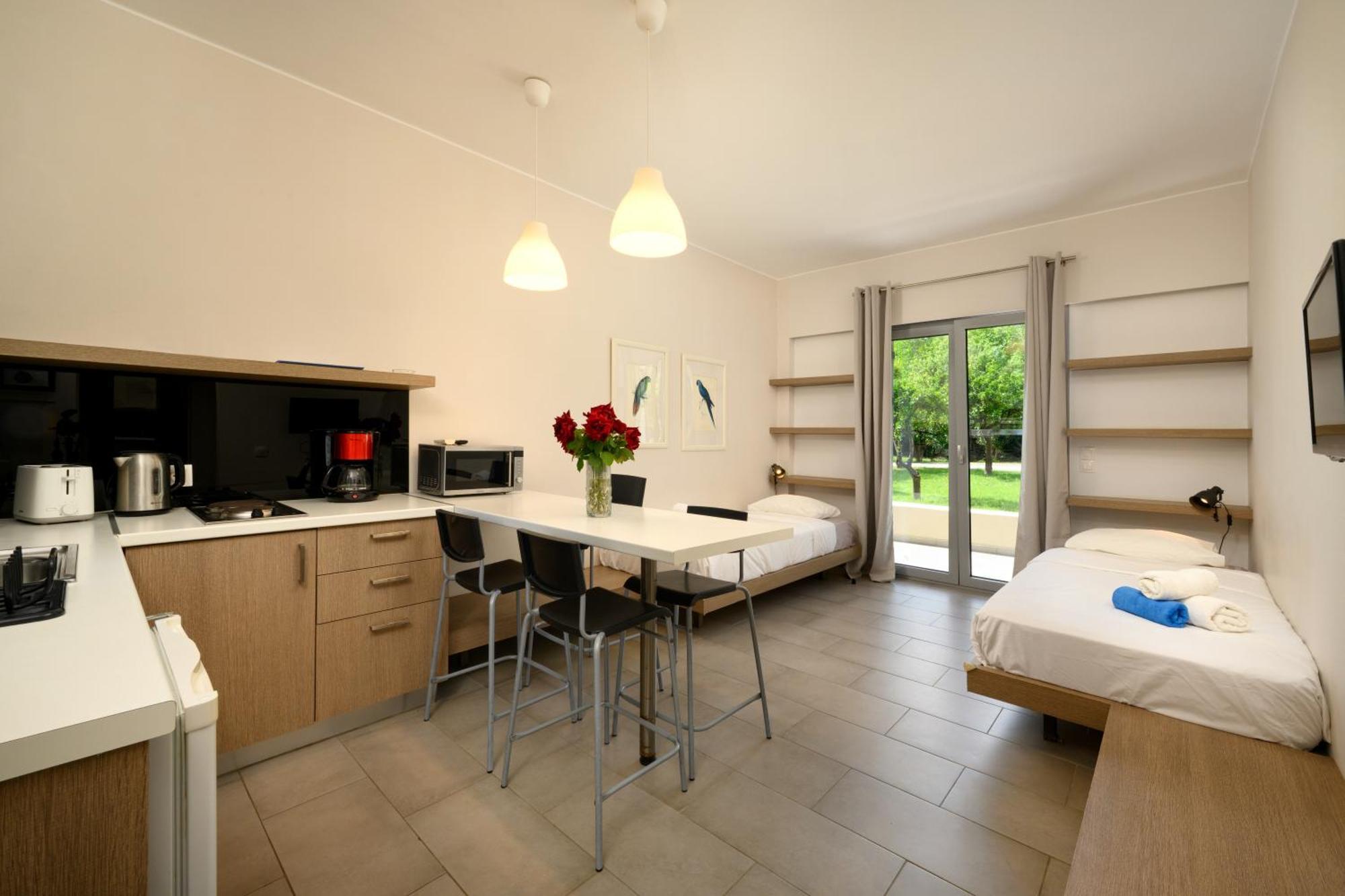 Orange Grove Apartment